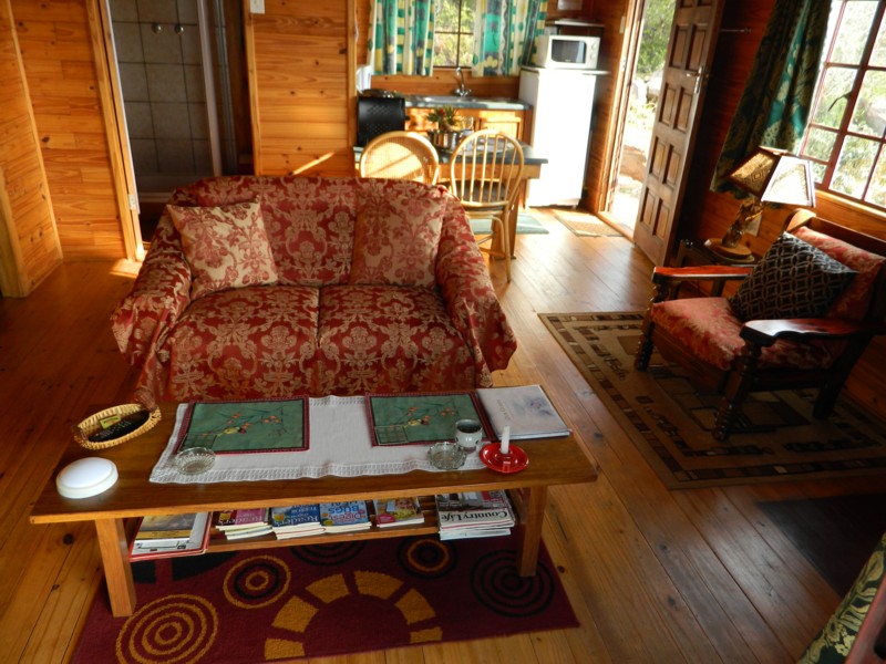 Hoopoe cottage lounge